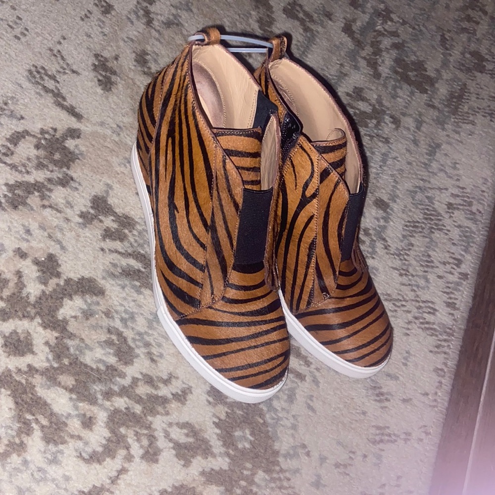 Linea Paolo tiger print wedge booties